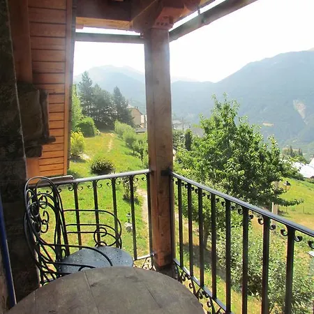 カントリーハウス Fontamil Gistaín